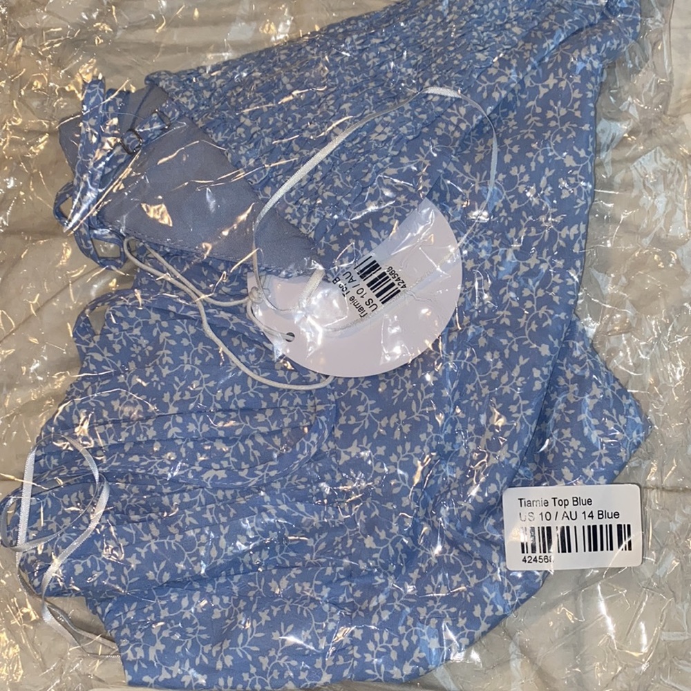 Princess Polly Tiarnie Top Blue